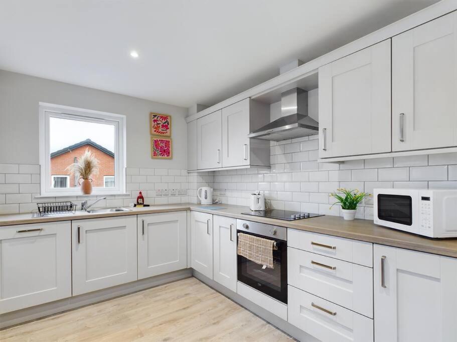Contemporary 2-Bedroom Apartment Belfast Exteriér fotografie